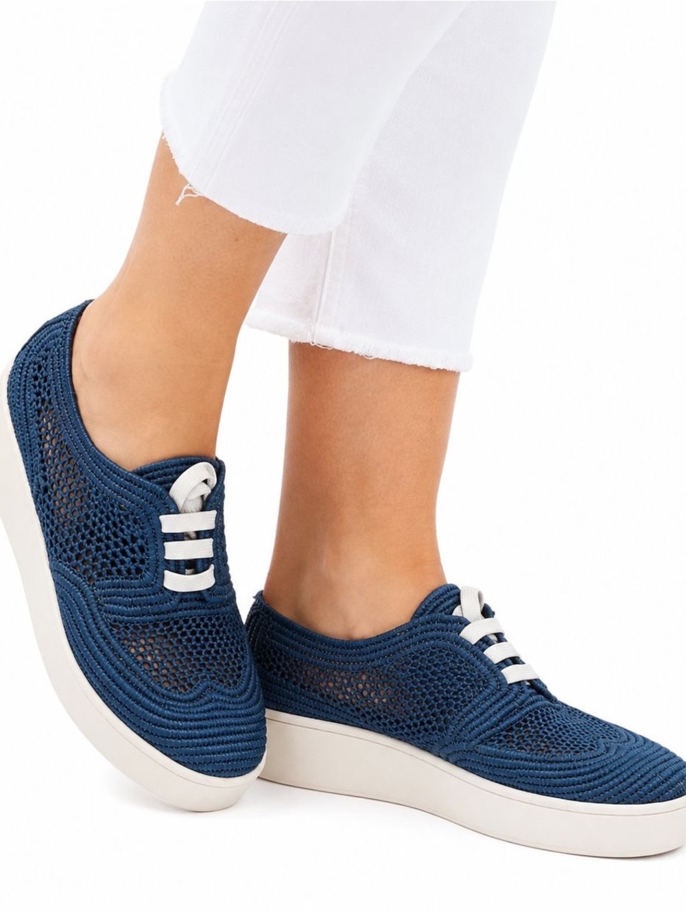 Clergerie Paris Women’s Size 8 Blue Raffia Crochet Mesh Platform Wedge Sneakers